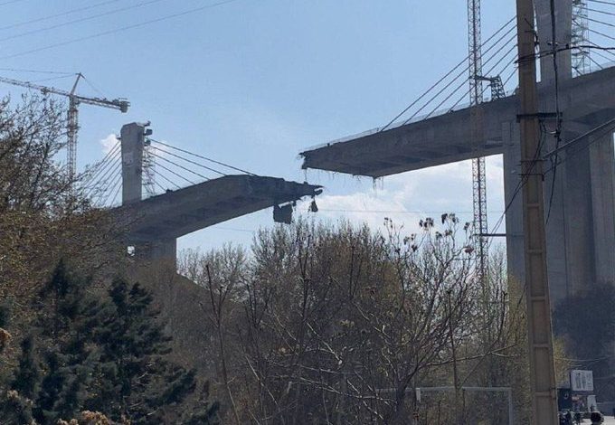 ABD ve İsrail, İran'ın Kerec kentindeki B1 Köprüsü'nü vurdu