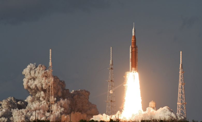 Artemis II mürettebatı, Ay'a yolculuğunda Dünya'dan yaklaşık 406 bin 700 kilometre uzaklaştı