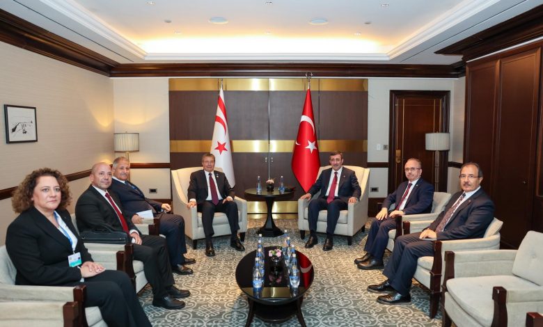 Başbakan Üstel TC Cumhurbaşkanı Yardımcısı Yılmaz ile görüştü