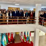 Dışişleri Bakanı Ertuğruloğlu’ndan emekli olan Lakadamyalı’ya teşekkür plaketi