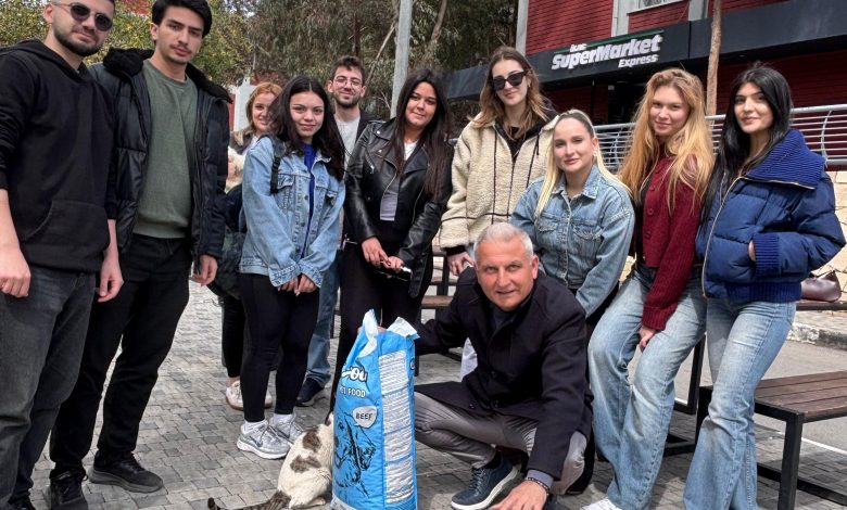 Doğayı ve Canlıyı Koruma Derneği, sokak hayvanlarını besledi