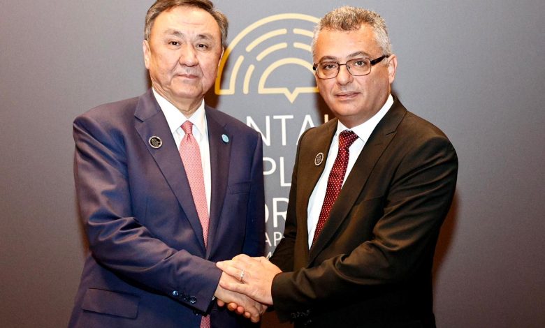Erhürman, Türk Devletleri Teşkilatı Genel Sekreteri Ömüraliyev ile görüştü