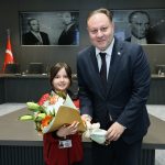 Öztürkler, TRT 23 Nisan Çocuk Şenliği’nde KKTC’yi temsil edecek Alayköy İlkokulu halk dansları ekibini kabul etti