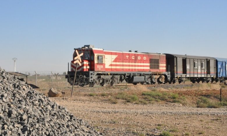 Türkiye-Suriye arasındaki 350 kilometrelik tren hattı açıldı