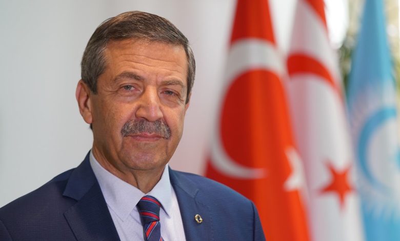 Bakan Ertuğruloğlu TRT'nin 62. kuruluş yıl dönümünü kutladı