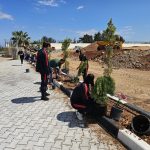 Erenköy-Karpaz Belediye Başkanı Bakırcı, öğrencilerle fidan dikti