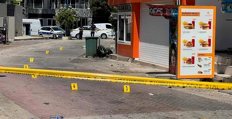 Ay. Napa’da İsrailliler ile Rumlar arasında bıçaklı kavga