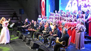 Bahar Esintileri Sanat Derneği Korosu Portakal Festivali’nde konser verdi