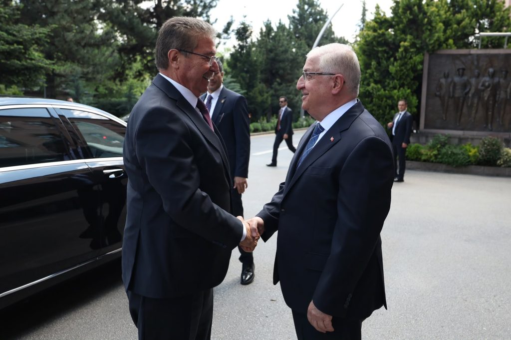 Başbakan Üstel, Ankara’da Yılmaz ve Güler ile bir araya geldi