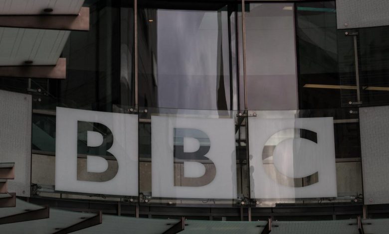 BBC, 500 milyon sterlinlik tasarruf planı kapsamında 550 kişinin işine son verecek