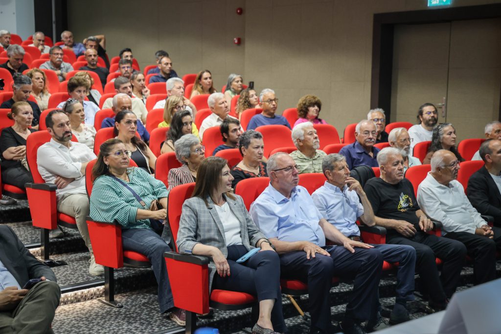 CTP Kadın Örgütü, "Enerji Jeopolitiği ve Ekolojik Talan" konulu konferans düzenledi