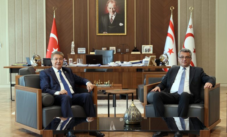 Cumhurbaşkanı Tufan Erhürman, Başbakan Ünal Üstel’i kabul etti