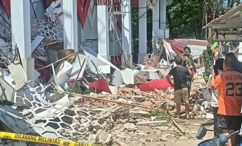 Endonezya'daki 6,7'lik depremde 1 kişi öldü... 13'ü ağır 76 yaralı var