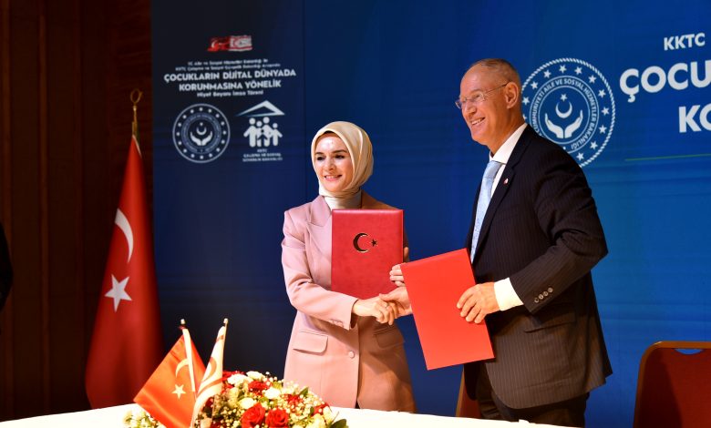 Hasipoğlu ve Göktaş, “Dijital Zorbalık, Bağımlılık ve Koruma Sempozyumu”nda konuştu