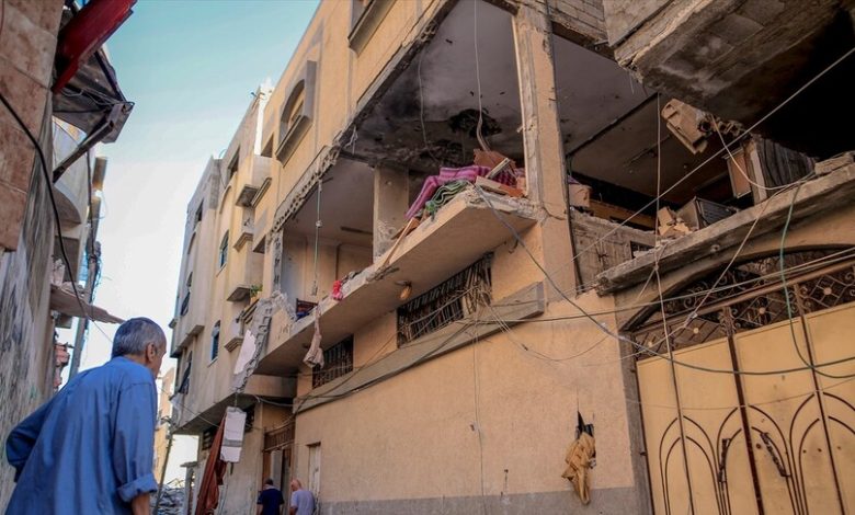 İsrail'in ateşkese rağmen Gazze'ye düzenlediği saldırılarda 10 Filistinli hayatını kaybetti
