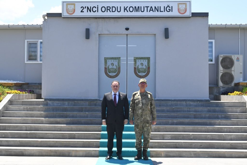 Meclis Başkanı Öztürkler, Korgeneral Topaloğlu’nu ziyaret etti