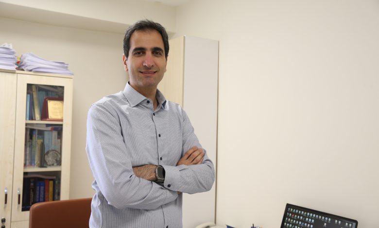 YKS öncesi ailelere "çocuklarının yanında olduklarını hissettirmeleri" önerisi