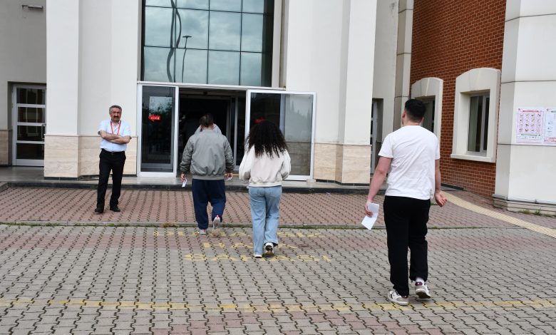 YKS'nin ilk oturumu TYT başladı