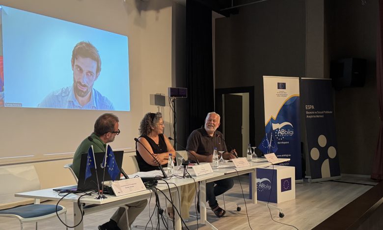 AB Bilgi Merkezi İş Gücü Piyasasında Fırsat Eşitliği konulu panel düzenledi