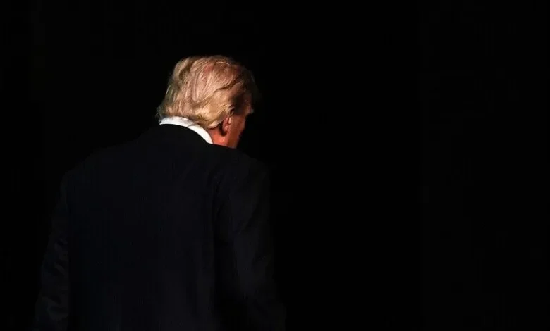 ABD'deki yeni anket, seçmenin Trump'a desteğinin yüzde 32'ye düştüğünü gösterdi