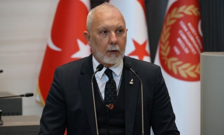 Akpınar: “Üniversiteler, siyaset kurumunun arka bahçesi değildir”