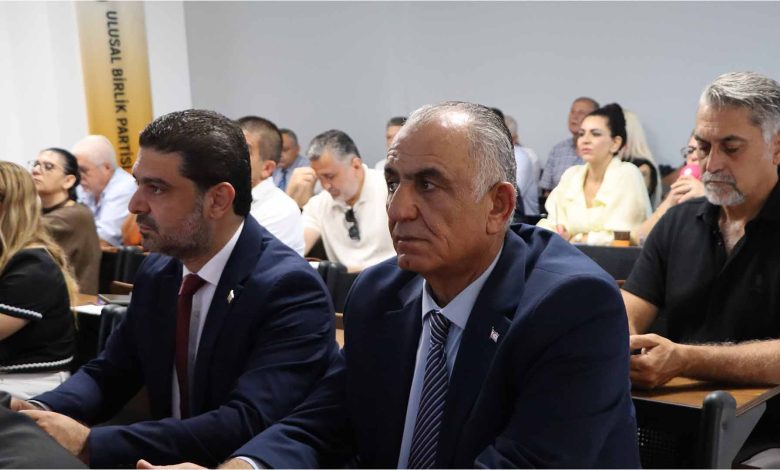 Bakan Çavuşoğlu, Eğitim ve Yükseköğretim Komitesi çalışmalarını takip etti