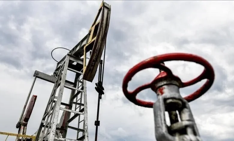 Brent petrolün varil fiyatı 100 doları aştı