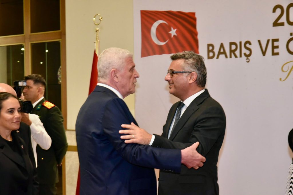Cumhurbaşkanlığında Barış ve Özgürlük Bayramı resepsiyonu düzenlendi