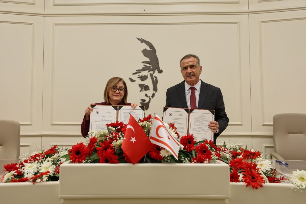 Gazimağusa ile Gaziantep arasında kardeş şehir protokolü imzalandı