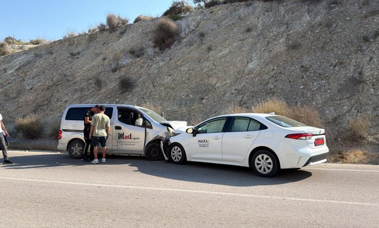 Kaplıca-Büyükkonuk ana yolunda kaza… 4’ü aynı aileden 7 kişi yaralandı