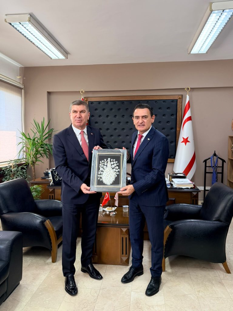 Oğuz, Akdeniz Belediyeler Birliği heyeti ile görüştü