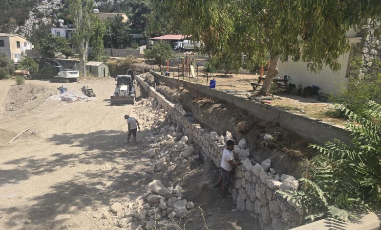 Tatlısu Belediyesi festival alanını yeniliyor