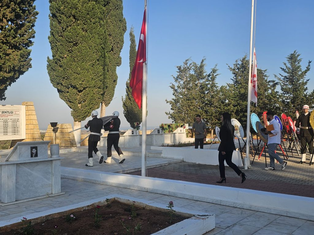 Topçuköy şehitleri törenle anıldı