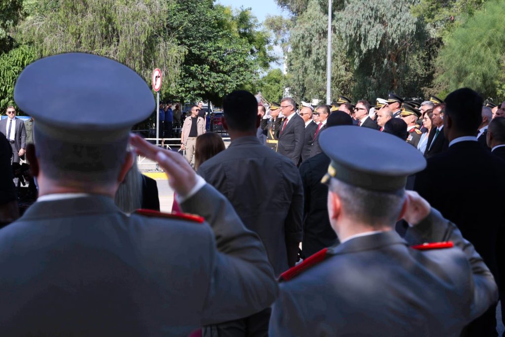 30 Ağustos Zafer Bayramı dolayısıyla Atatürk Anıtı'nda tören düzenlendi