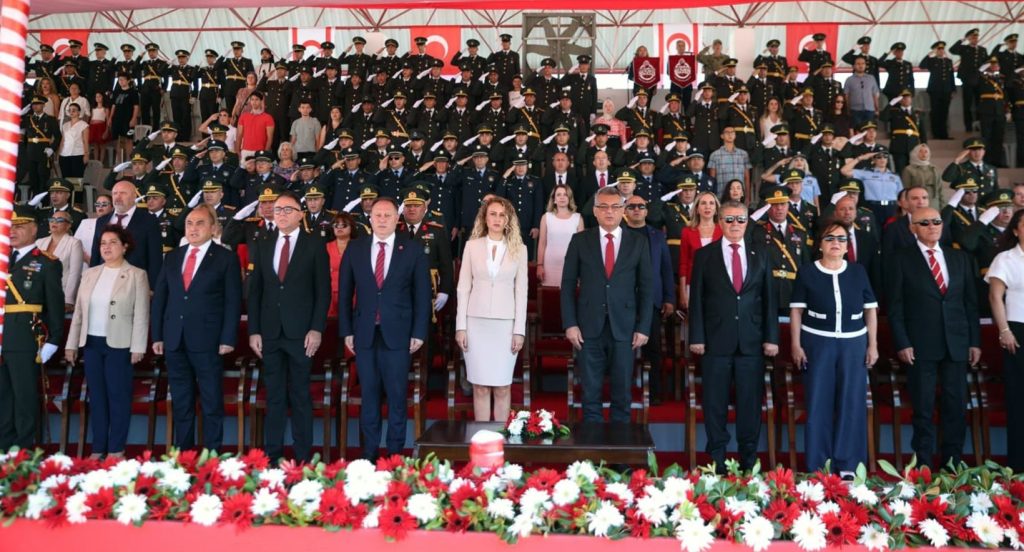 30 Ağustos’un 104'üncü yıl dönümü....Zafer Bayramı'nda Lefkoşa'da resmigeçit töreni düzenlendi