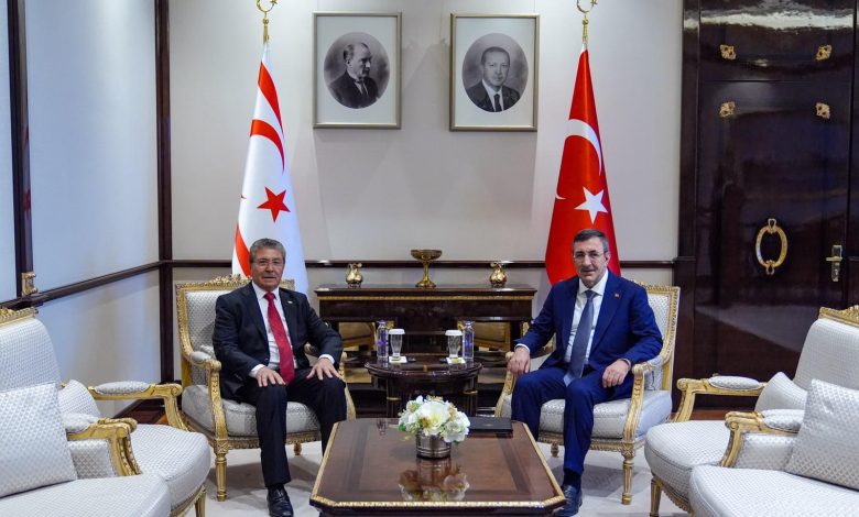 Başbakan Üstel: “Dijital dönüşümün temel altyapısını oluşturacak stratejik bir yatırım”