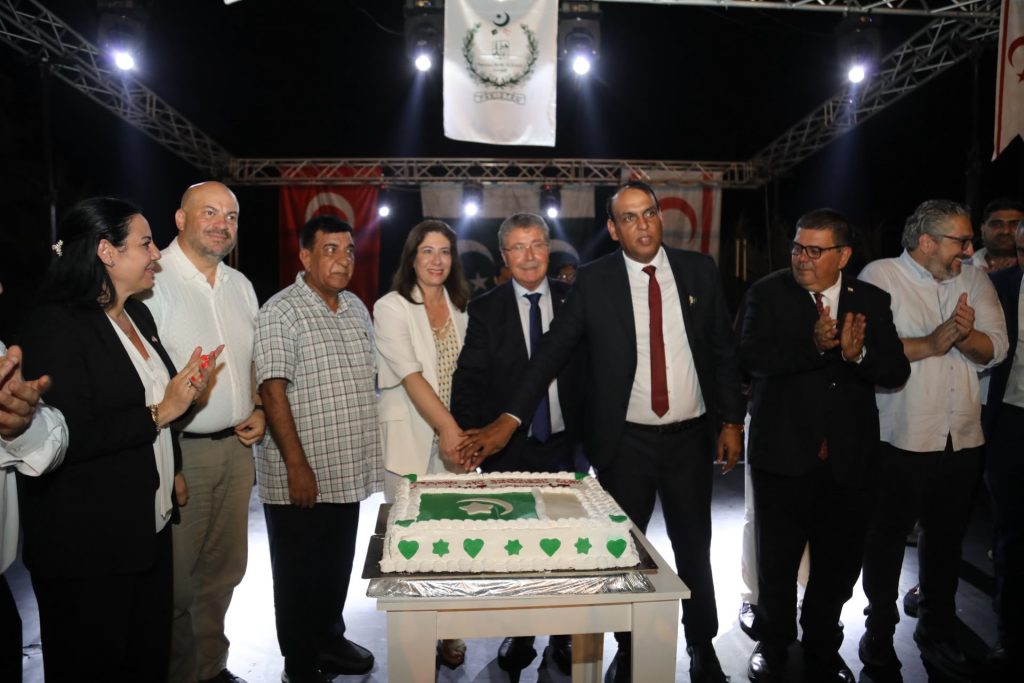 Başbakan Üstel, Pakistan’ın bağımsızlığının 79’uncu yıl dönümü etkinliğine katıldı