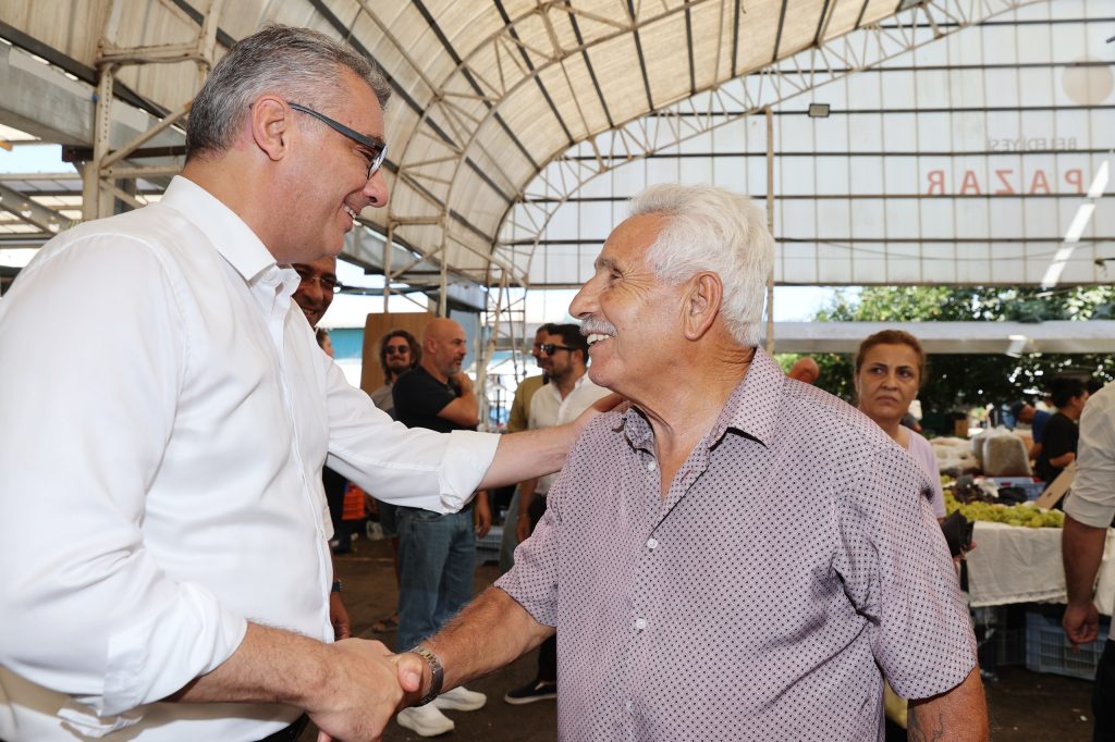 Cumhurbaşkanı Erhürman, Girne Açık Pazarı ziyaret etti