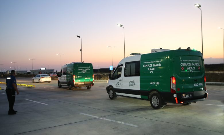Deniz faciasında ölen 2 kişinin cenazeleri Mersin'e götürüldü
