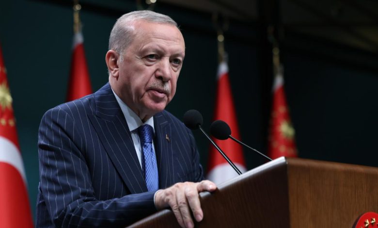 Erdoğan, 17 Ağustos Marmara Depremi'nde hayatını kaybedenleri andı