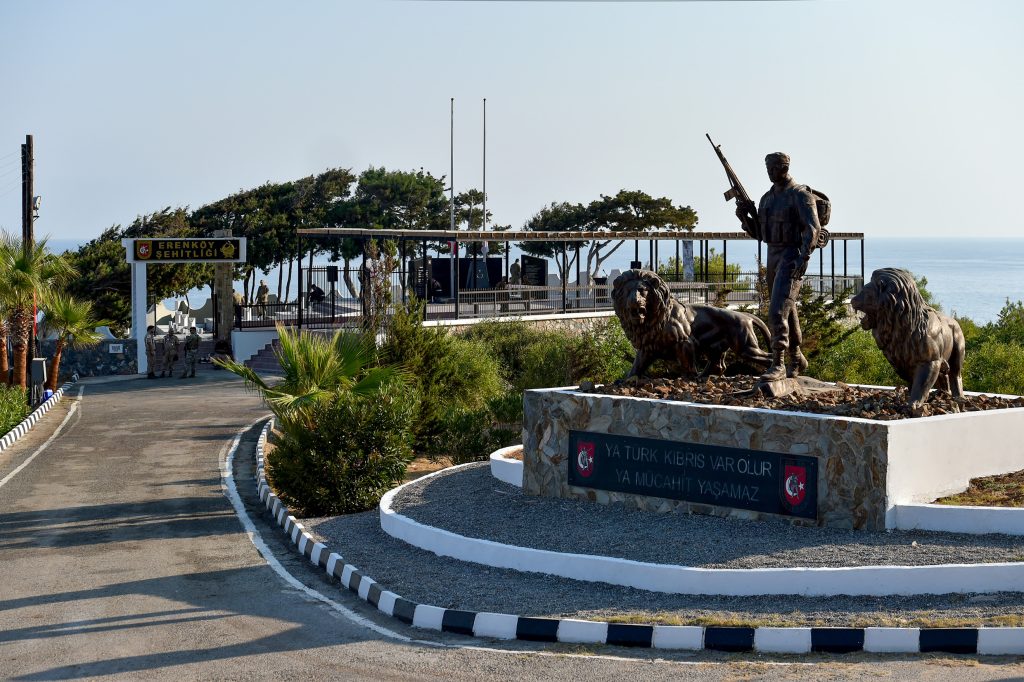 Erenköy Direnişi’nin 62’nci yıl dönümünde şehitler törenle anıldı