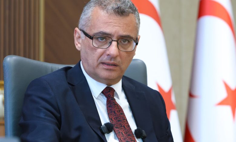 Erhürman: "Anayasal düzeni, halkın birlik bütünlüğünü, iradesini korumak için çalışmak Cumhurbaşkanlığı'nın sorumlulukları arasındadır"