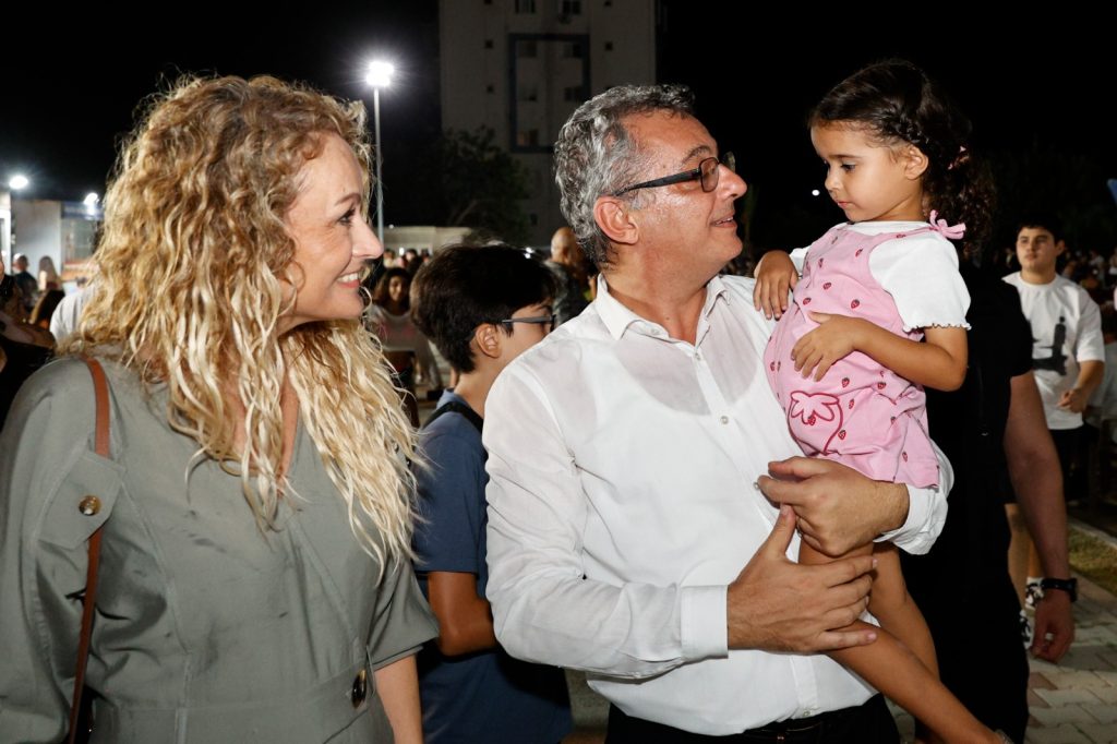 Erhürman, Yeniboğaziçi ve Serdarlı’daki festivallere katıldı