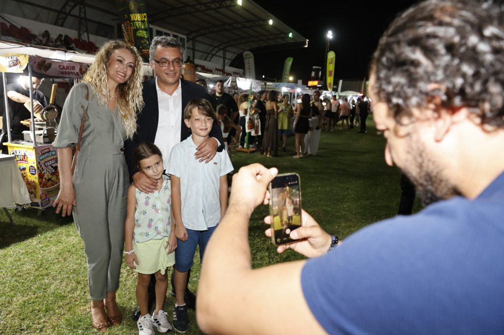 Erhürman, Yeniboğaziçi ve Serdarlı’daki festivallere katıldı