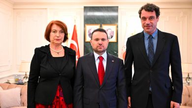 Gürlek, Uğur Mumcu'nun ailesiyle görüştü