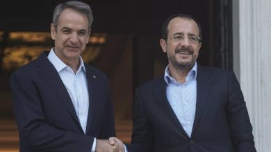 Hristodulidis “kritik konjonktürde” Atina’da… Miçotakis ile görüştü