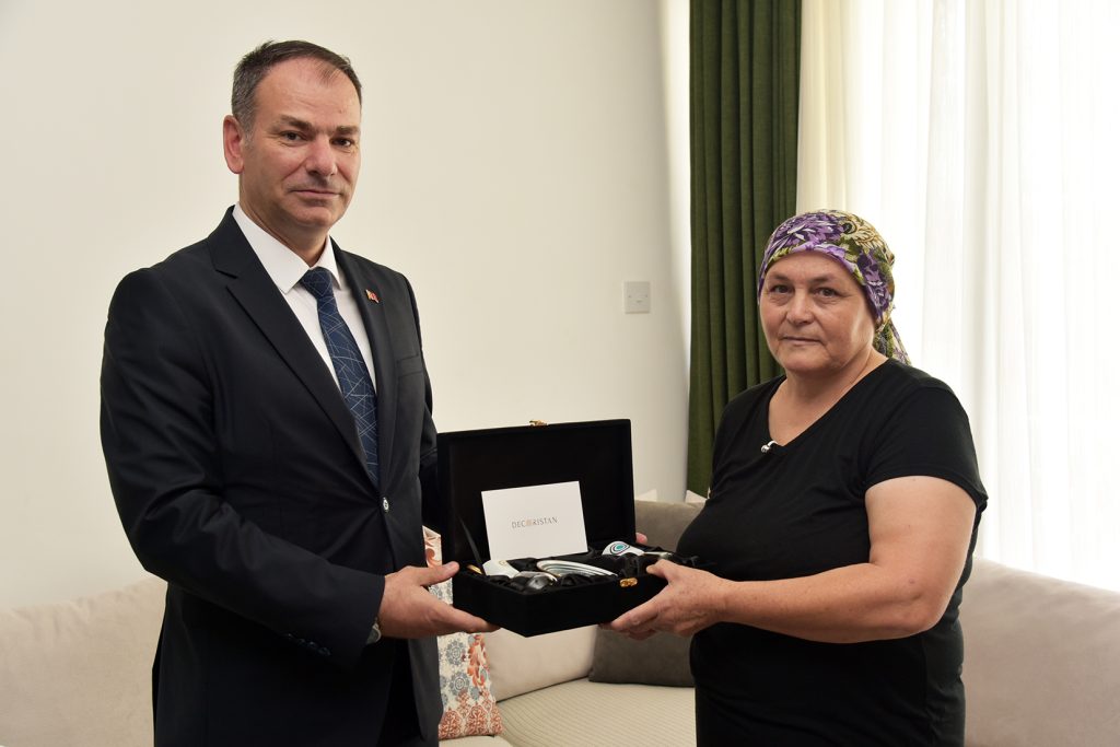 Kıbrıs Barış Harekâtı’nın izlerini taşıyan Türk bayrağı, restorasyon ve konservasyon sürecine alındı