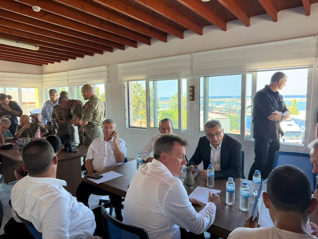 Kriz masası Başbakan Üstel başkanlığında toplandı