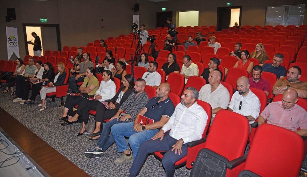 KTÖS “Kuzey Kıbrıs'ta Kamusal Eğitimin Durumu” konulu basın toplantısı düzenledi