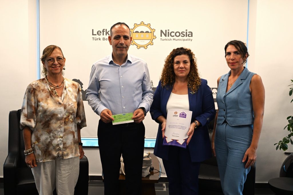 LTB Kadın Sığınma Evi yararına seramik etkinliği